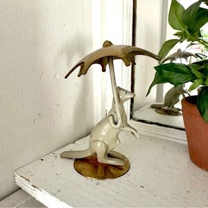 Vintage Brass Kangaroo with an Umbrella Figurine Statue Painted 5x4” Animal